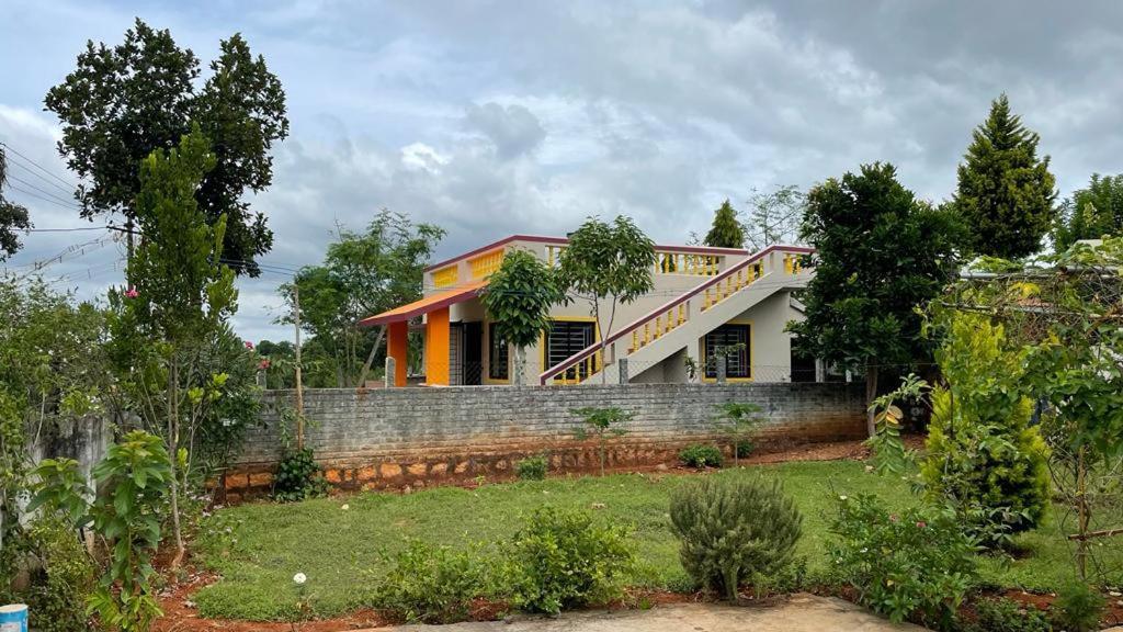 Jupiter Villa Yelagiri Exterior photo